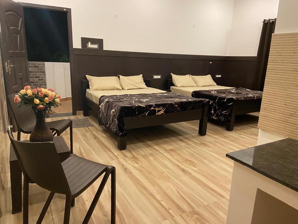Rr Holidays - Home Stay โกไดกานัล ภายนอก รูปภาพ